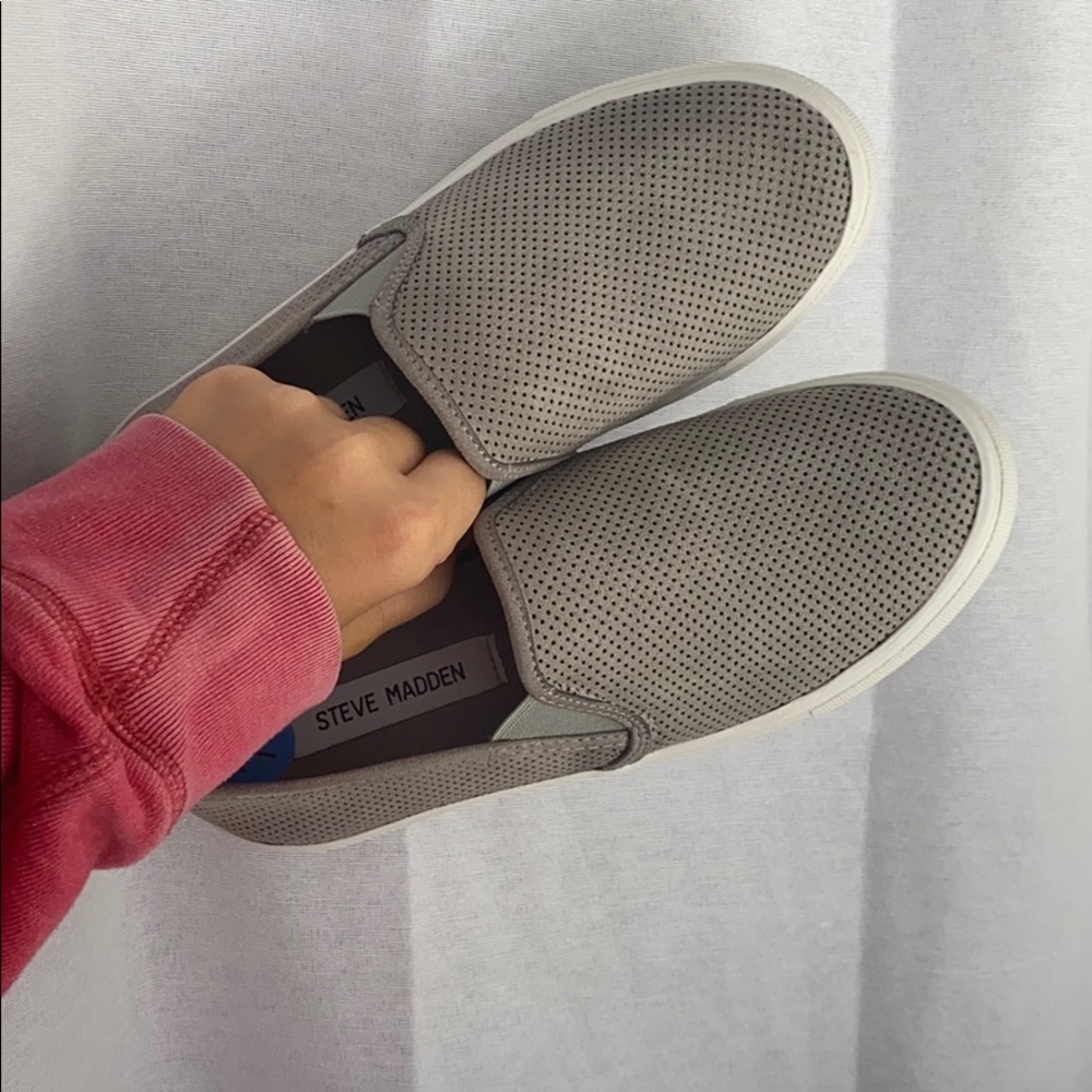 Steve Madden slip on sneakers